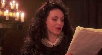 Thou Art a Knave, Yet Still I Pine: A Satirical Love