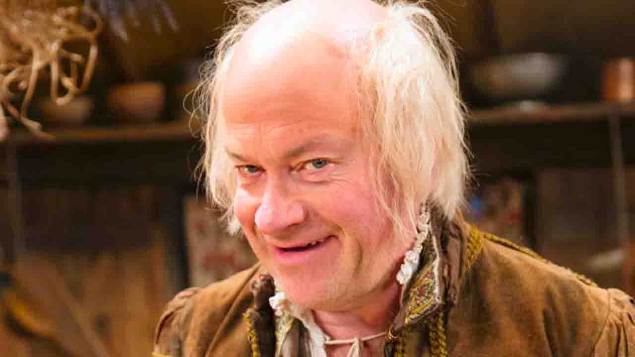 Harry Enfield Announces