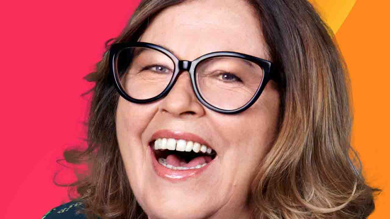 Liza Tarbuck Steps