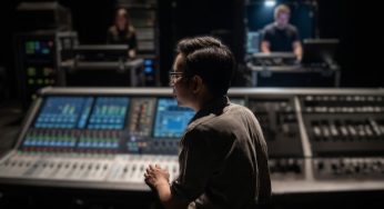 10 World Theater Stage Secrets That Will Change How You See Performances Forever
